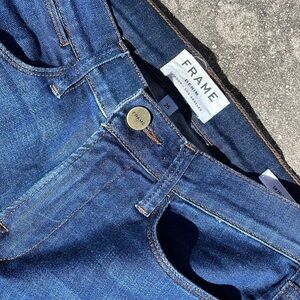 Frame Denim LeHigh Skunny Jean Size 26